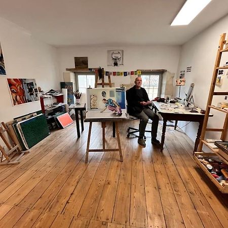 Grande Chambre Chez L'Artiste-Peintre La Réole Eksteriør bilde