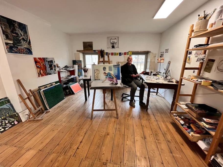 Grande Chambre Chez L'Artiste-Peintre La Réole Eksteriør bilde